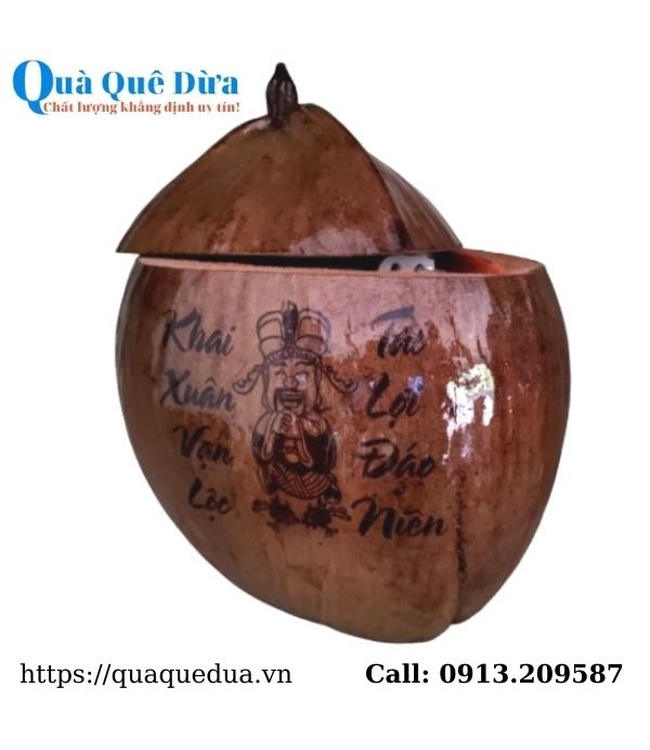 Vỏ Giữ Ấm Bình Trà Trái Dừa Khắc Hình "Câu Đối" Và Bình Trà 400 - 950ml